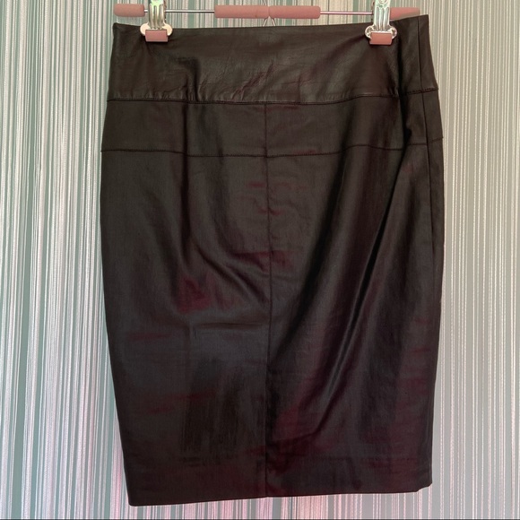 Robert Rodriguez Black Slim Skirt with Real Leather Waist Trim Size 4 - Picture 1 of 16